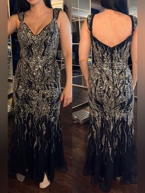 Jadore Black & Gold Prom Dress